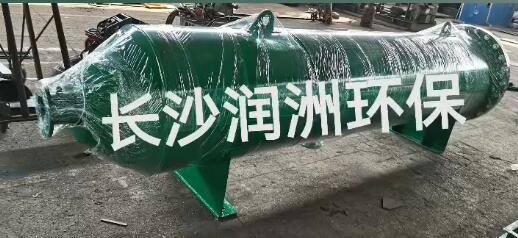 全自動壓力式斜板除砂器解決用戶供水含砂量大的除砂問題；